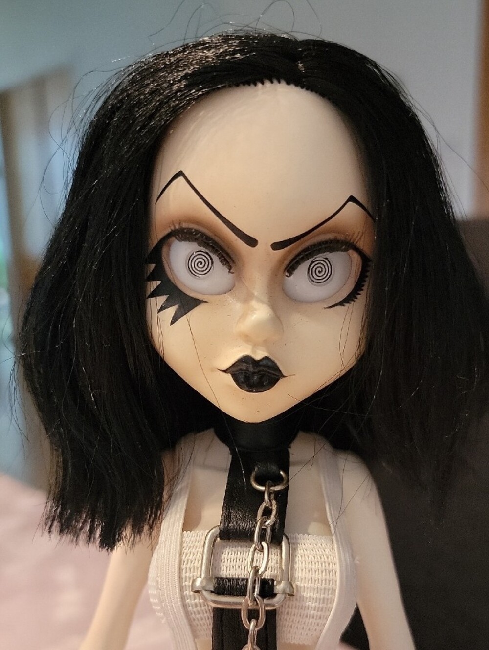 Vintage Living Dead Doll Fashion Victim Sybil 2004 - Picture 2 of 6